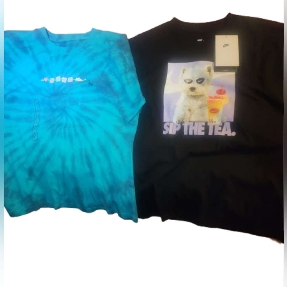 Nike Kids Blue Tie-Dye and Black Graphic Tees Size Large Kids